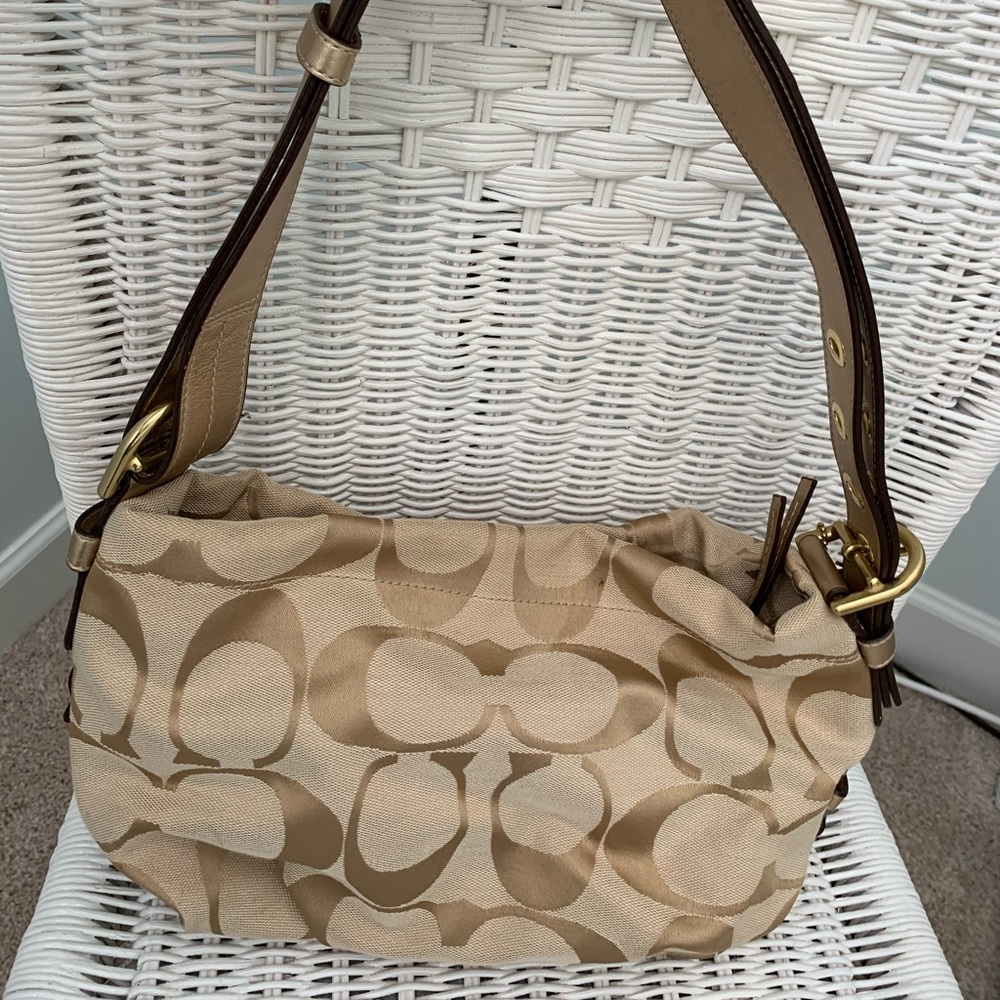 Beautiful coach signature bag